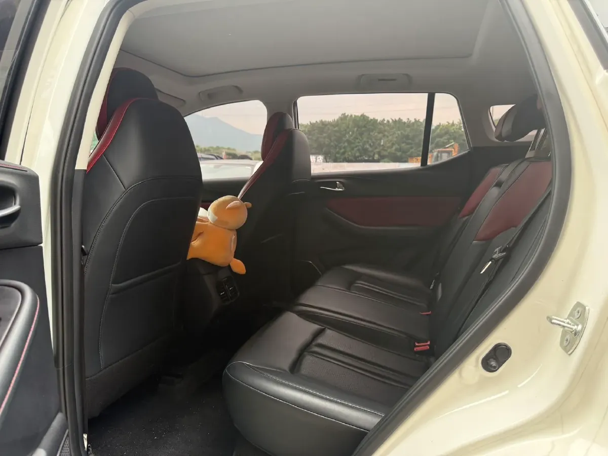 2022 GAC Trumpchi GS4 1.5T 169HP L4 6AT,autocango,china used car exporter,china ev exporter,chinese used car exporter,chinese used ev exporter