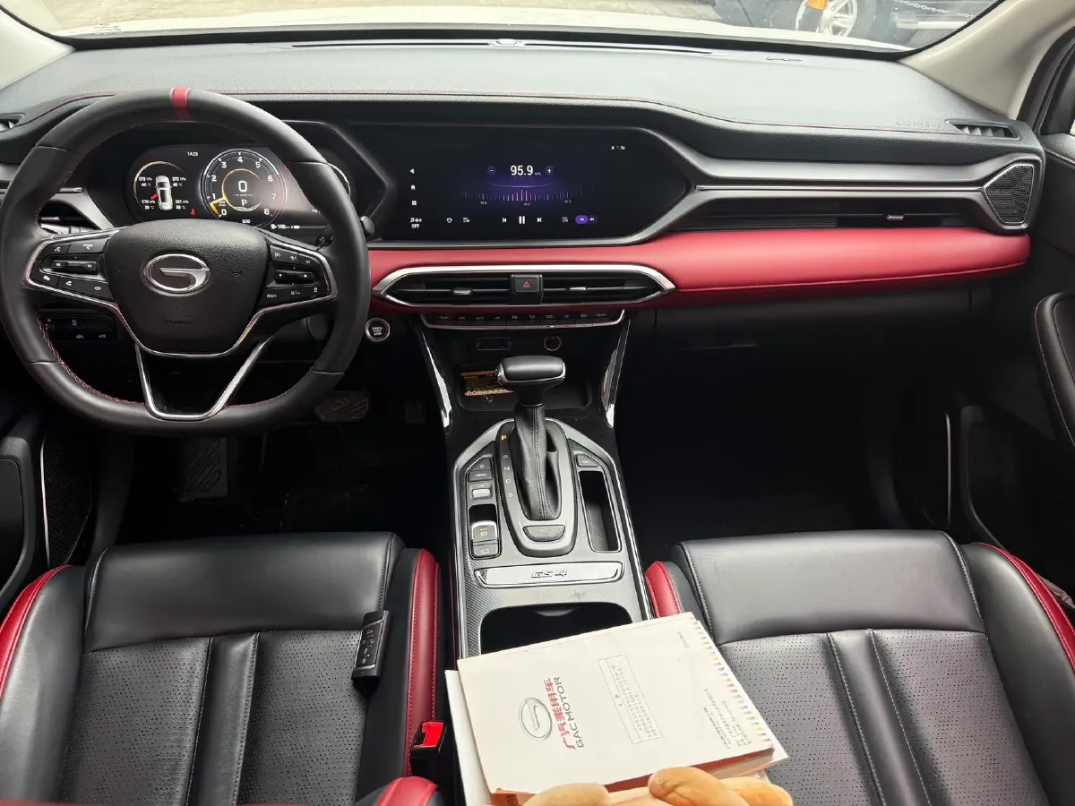 2022 GAC Trumpchi GS4 1.5T 169HP L4 6AT,autocango,china used car exporter,china ev exporter,chinese used car exporter,chinese used ev exporter