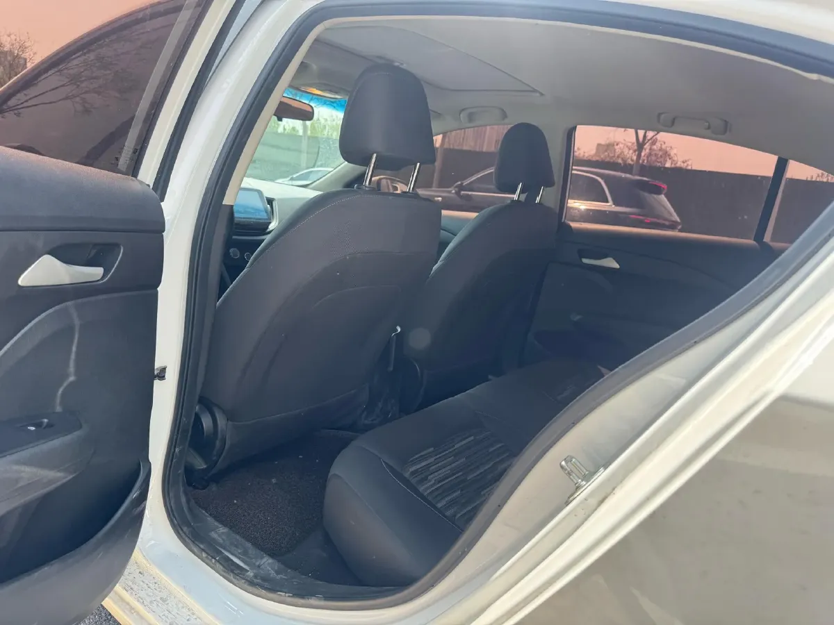 2019 Chevrolet Cavalier 1.5L 113HP L4 6AT,autocango,china used car exporter,china ev exporter,chinese used car exporter,chinese used ev exporter