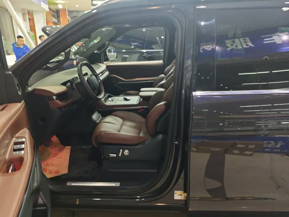 2025 Lincoln Navigator 3.5T 396HP V6 10AT,autocango,china used car exporter,china ev exporter,chinese used car exporter,chinese used ev exporter