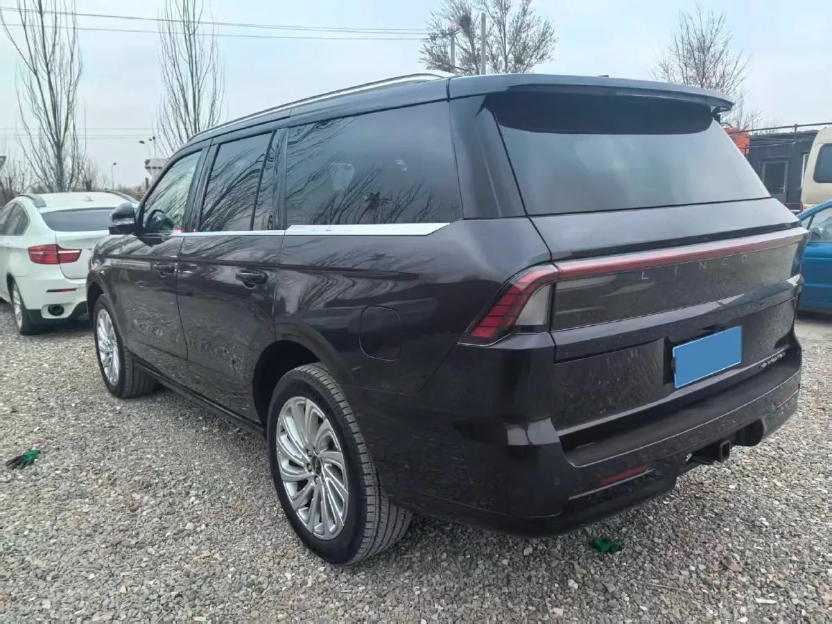 2025 Lincoln Navigator 3.5T 396HP V6 10AT,autocango,china used car exporter,china ev exporter,chinese used car exporter,chinese used ev exporter