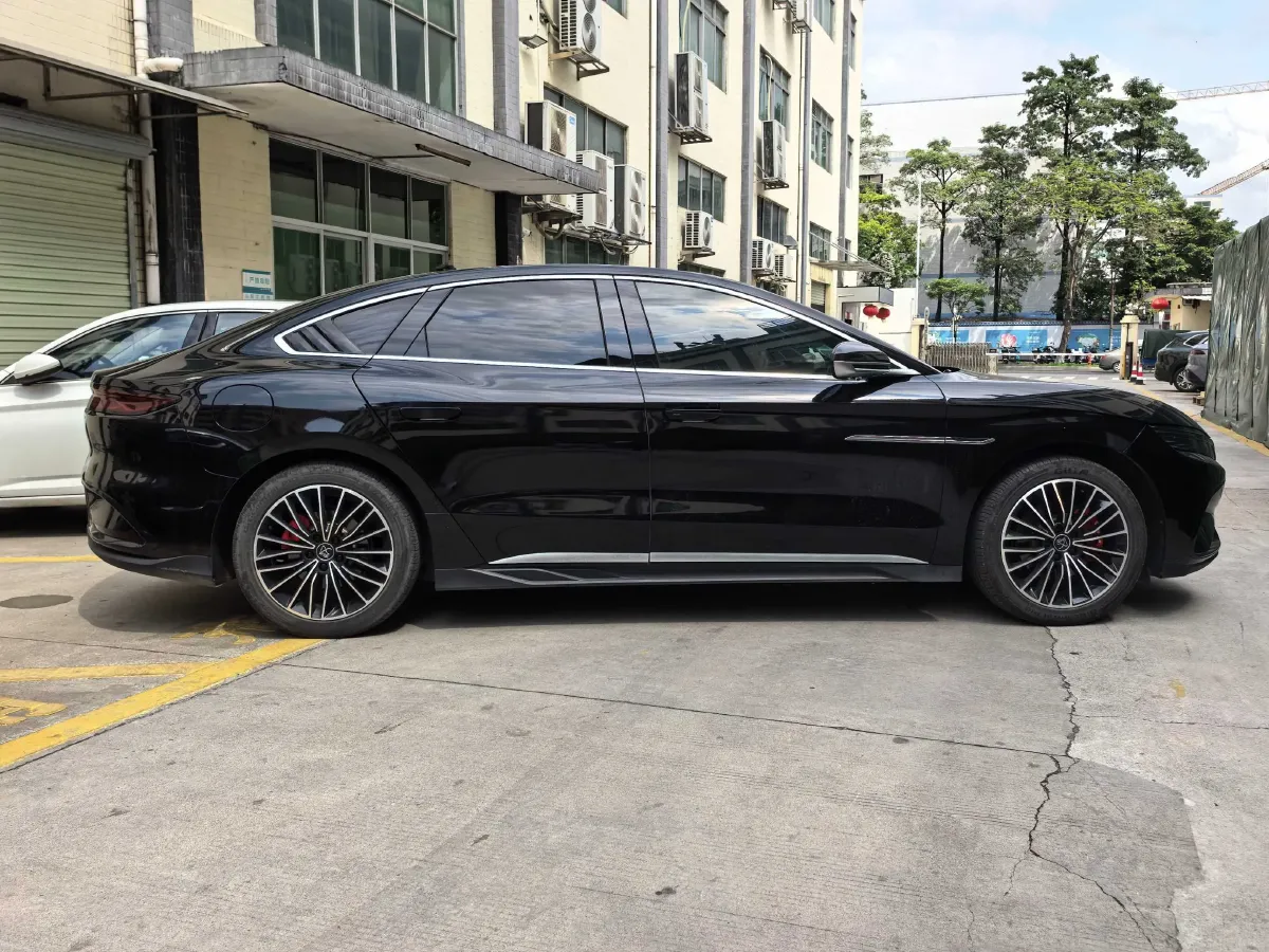 2024 BYD Han BEV 60.48KWH,autocango,china used car exporter,china ev exporter,chinese used car exporter,chinese used ev exporter