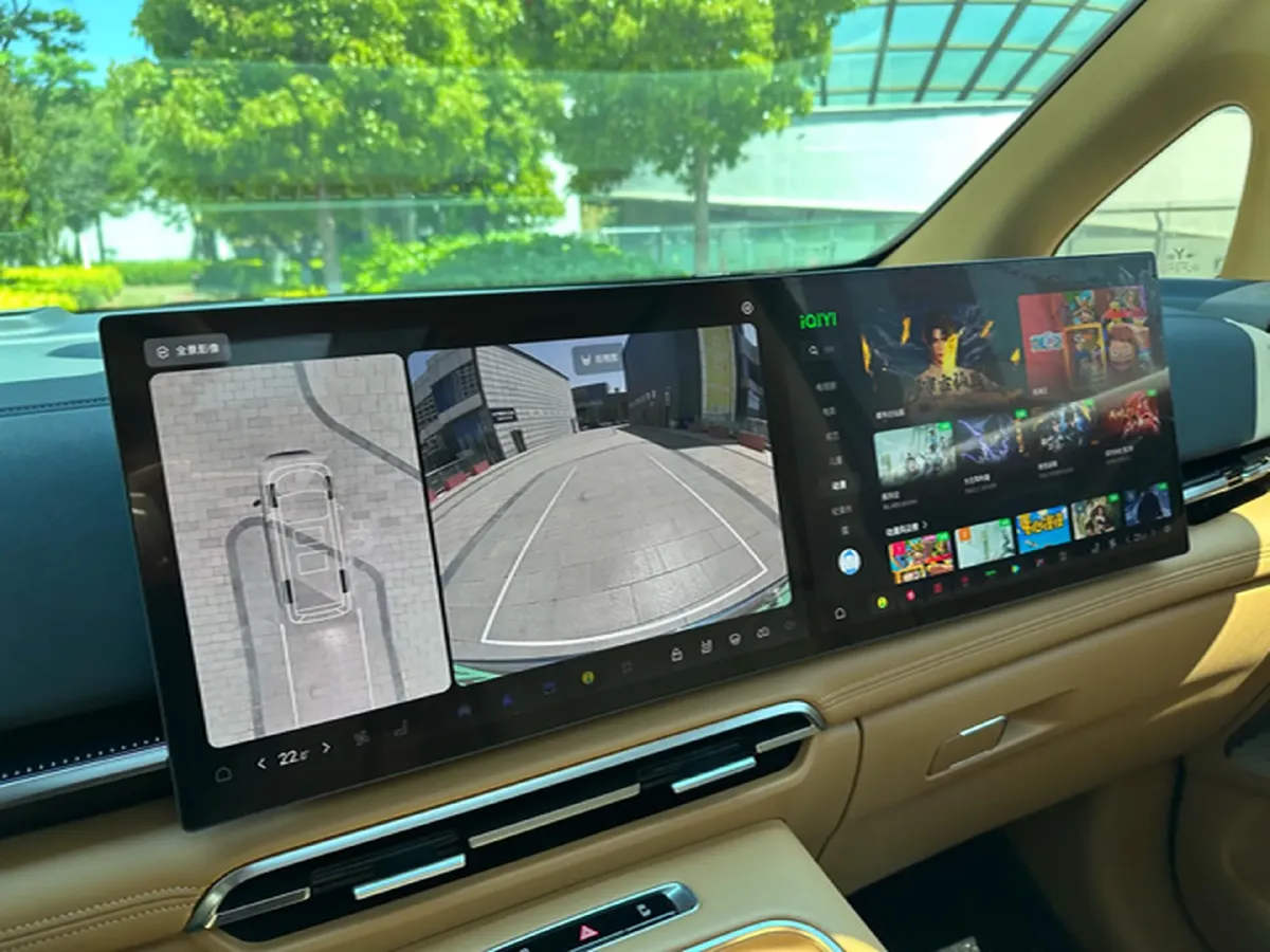 2025 Voyah Dream 1.5T 150HP L4 PHEV 41.7KWH,autocango,china used car exporter,china ev exporter,chinese used car exporter,chinese used ev exporter