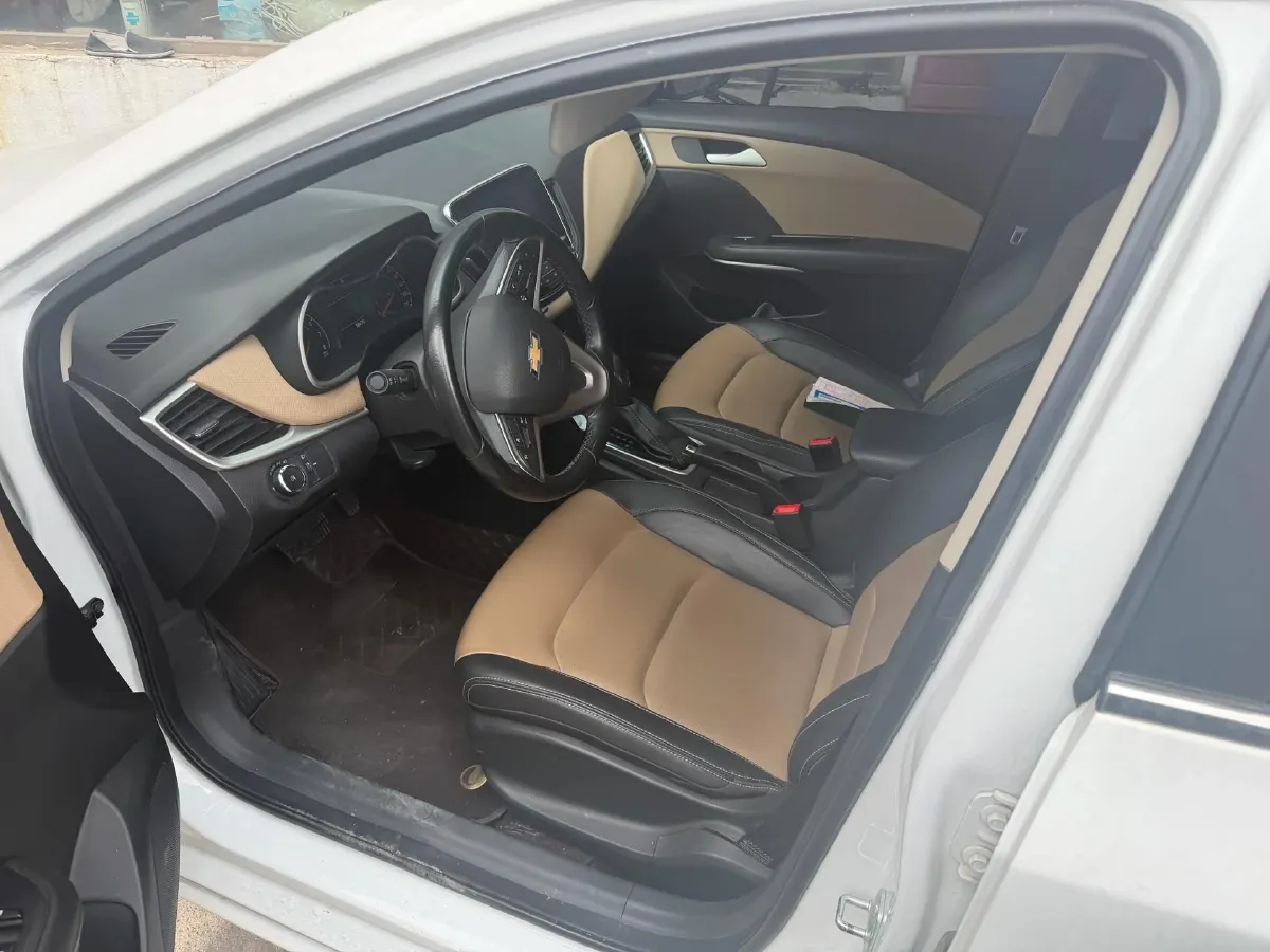 2022 Chevrolet Monza 1.5L 113HP L4 6AT,autocango,china used car exporter,china ev exporter,chinese used car exporter,chinese used ev exporter