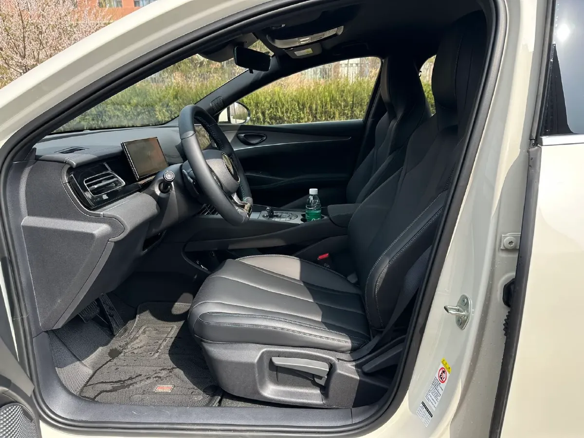 2025 BYD Seal06 1.5L 101HP L4 E-CVT PHEV 10.08KWH,autocango,china used car exporter,china ev exporter,chinese used car exporter,chinese used ev exporter