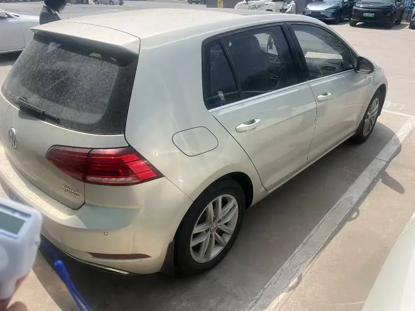 2018 Volkswagen Golf 1.4T 131HP L4 7DCT,autocango,china used car exporter,china ev exporter,chinese used car exporter,chinese used ev exporter