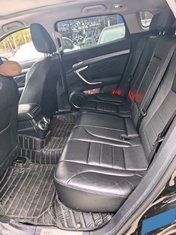 2017 WEY VV7 2.0T 234HP L4 7DCT,autocango,china used car exporter,china ev exporter,chinese used car exporter,chinese used ev exporter