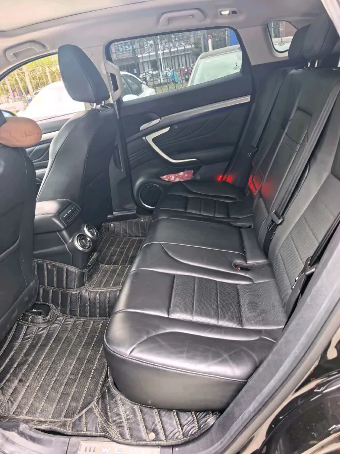 2017 WEY VV7 2.0T 234HP L4 7DCT,autocango,china used car exporter,china ev exporter,chinese used car exporter,chinese used ev exporter