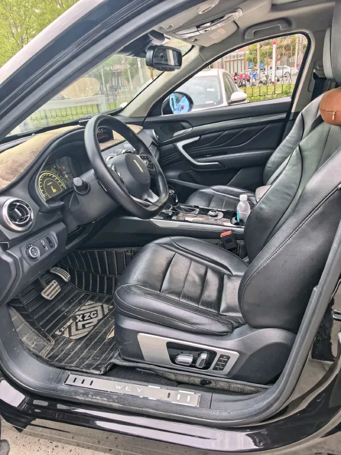 2017 WEY VV7 2.0T 234HP L4 7DCT,autocango,china used car exporter,china ev exporter,chinese used car exporter,chinese used ev exporter