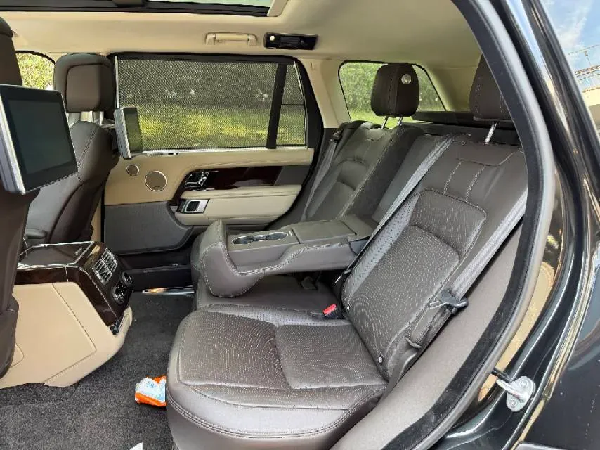 2021 Land Rover Range Rover 3.0T 400HP L6 8AT,autocango,china used car exporter,china ev exporter,chinese used car exporter,chinese used ev exporter