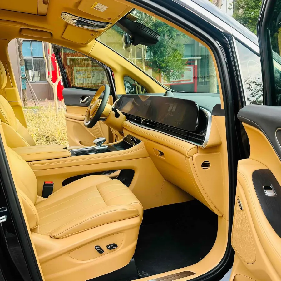 2022 Voyah Dream 1.5T 136HP L4 PHEV 25.57KWH,autocango,china used car exporter,china ev exporter,chinese used car exporter,chinese used ev exporter