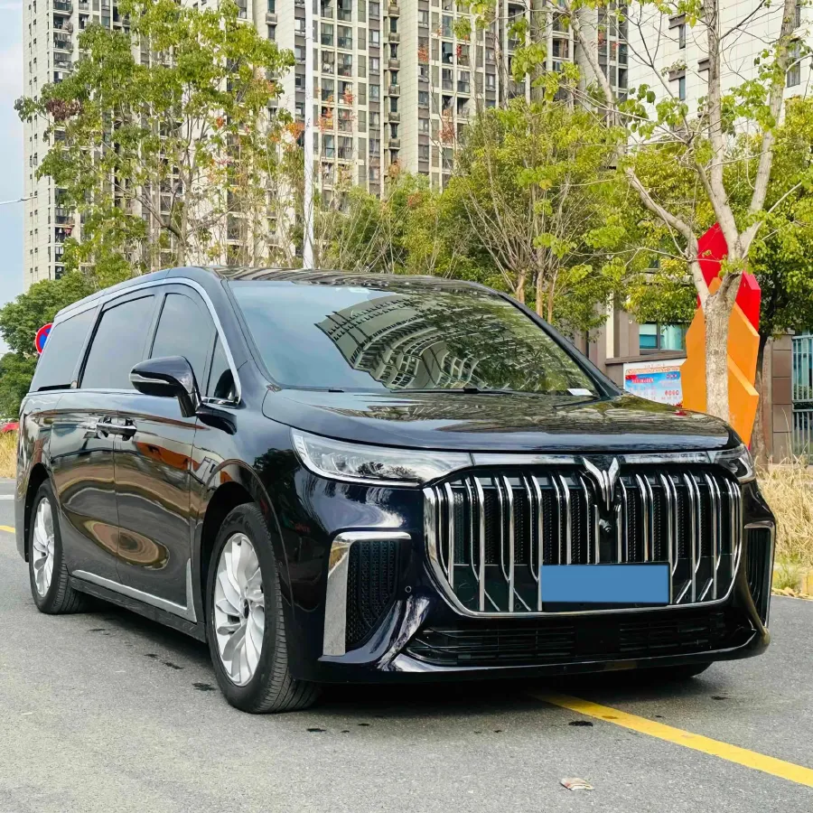 2022 Voyah Dream 1.5T 136HP L4 PHEV 25.57KWH,autocango,china used car exporter,china ev exporter,chinese used car exporter,chinese used ev exporter