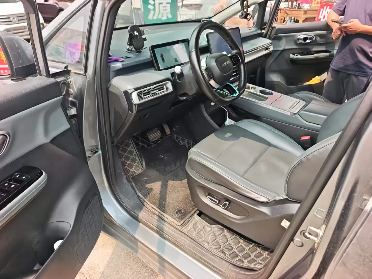 2023 GAC Trumpchi GS4 1.5T 177HP L4 6AT,autocango,china used car exporter,china ev exporter,chinese used car exporter,chinese used ev exporter