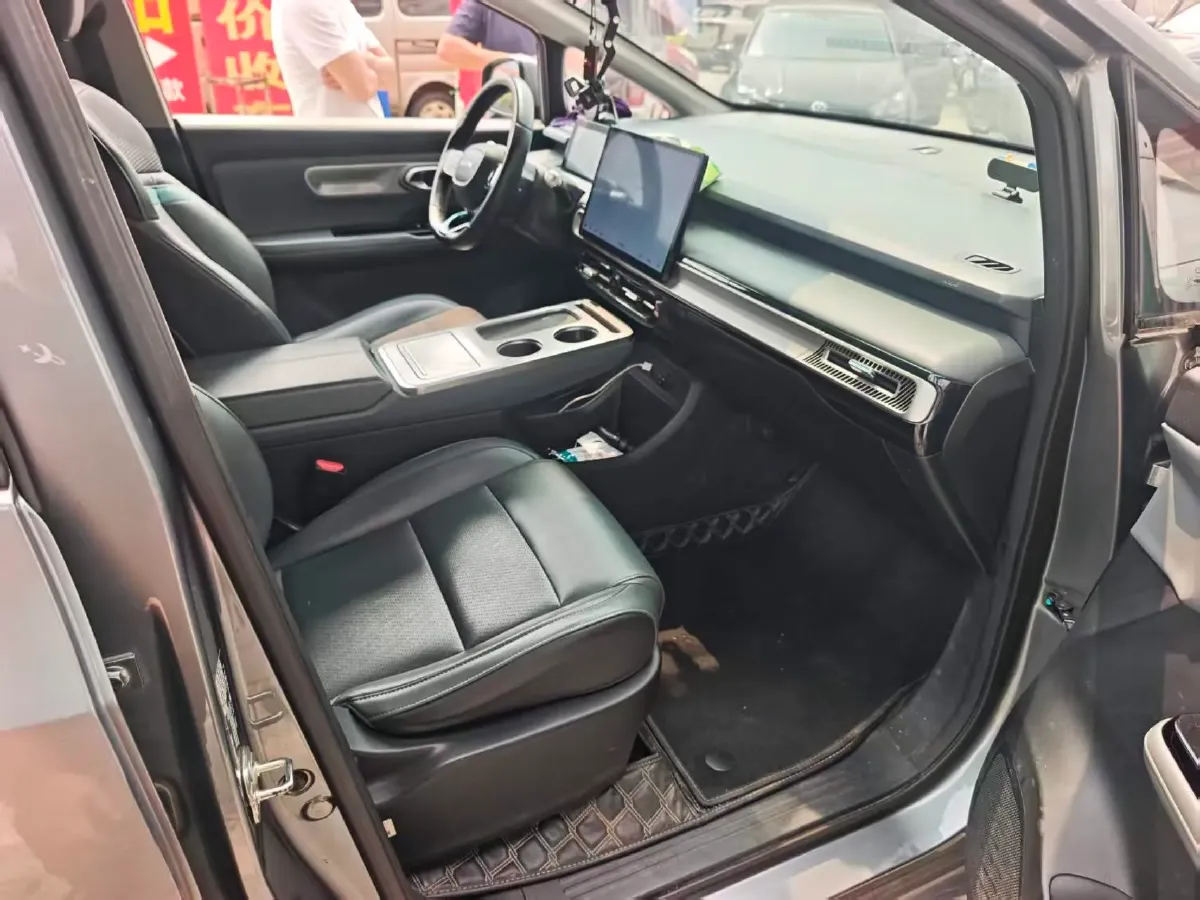 2023 GAC Trumpchi GS4 1.5T 177HP L4 6AT,autocango,china used car exporter,china ev exporter,chinese used car exporter,chinese used ev exporter