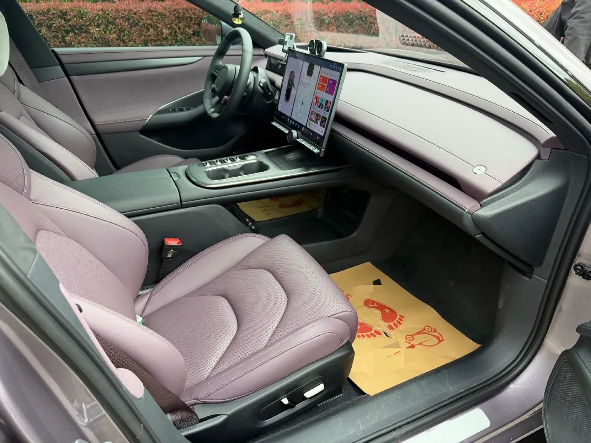 2024 MI SU7 BEV 101KWH,autocango,china used car exporter,china ev exporter,chinese used car exporter,chinese used ev exporter