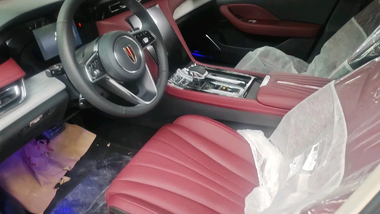 2024 HongQi H5 1.5T 169HP L4 7DCT,autocango,china used car exporter,china ev exporter,chinese used car exporter,chinese used ev exporter