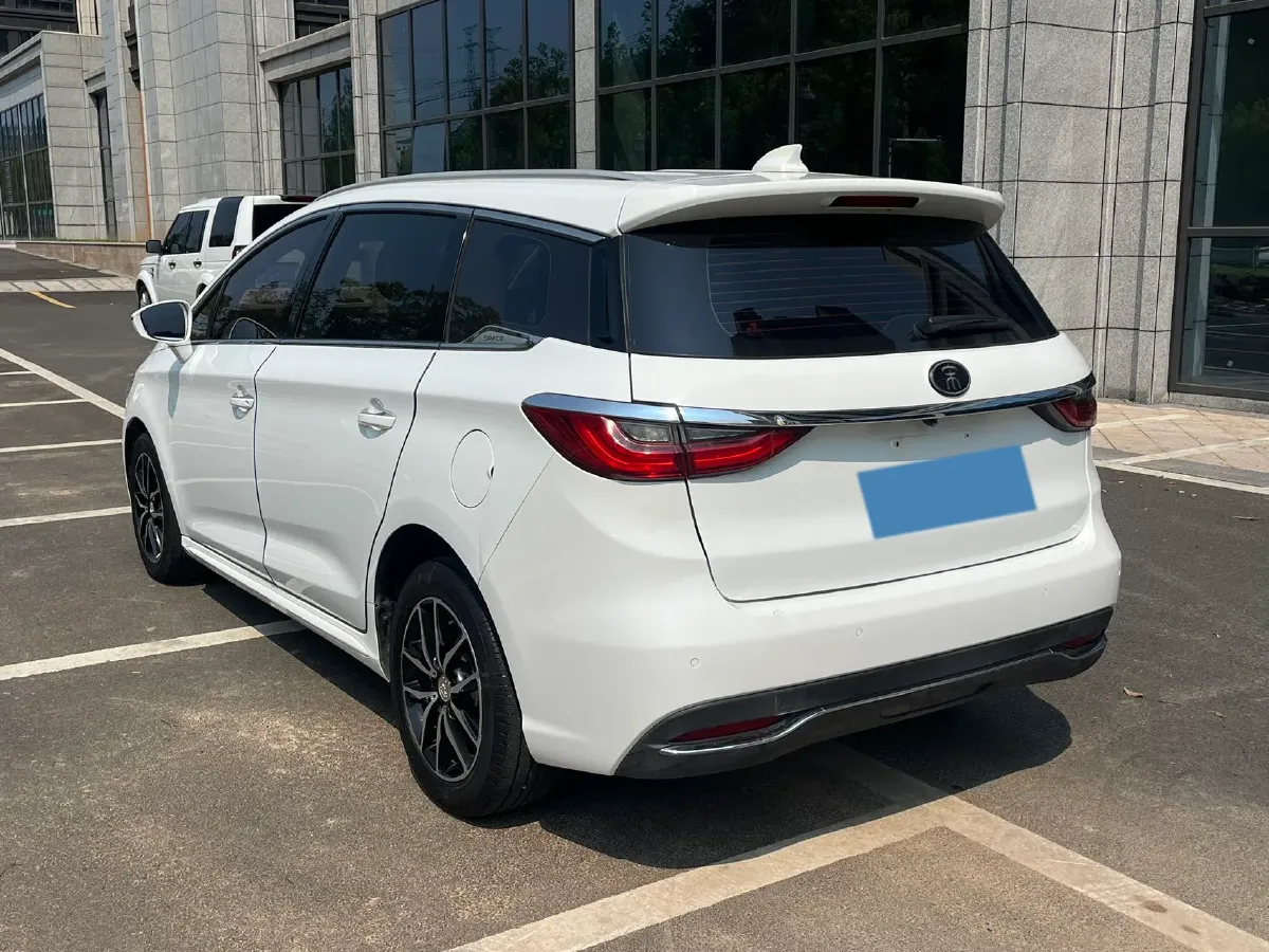 2017 BYD Song MAX 1.5T 154HP L4 6DCT,autocango,china used car exporter,china ev exporter,chinese used car exporter,chinese used ev exporter