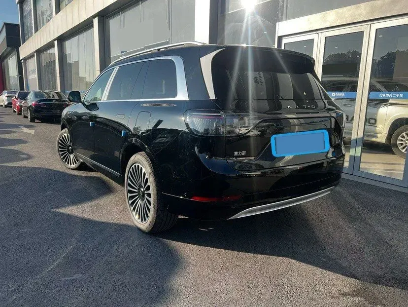 2024 AITO AITO M9 1.5T 152HP L4 REEV 42KWH,autocango,china used car exporter,china ev exporter,chinese used car exporter,chinese used ev exporter