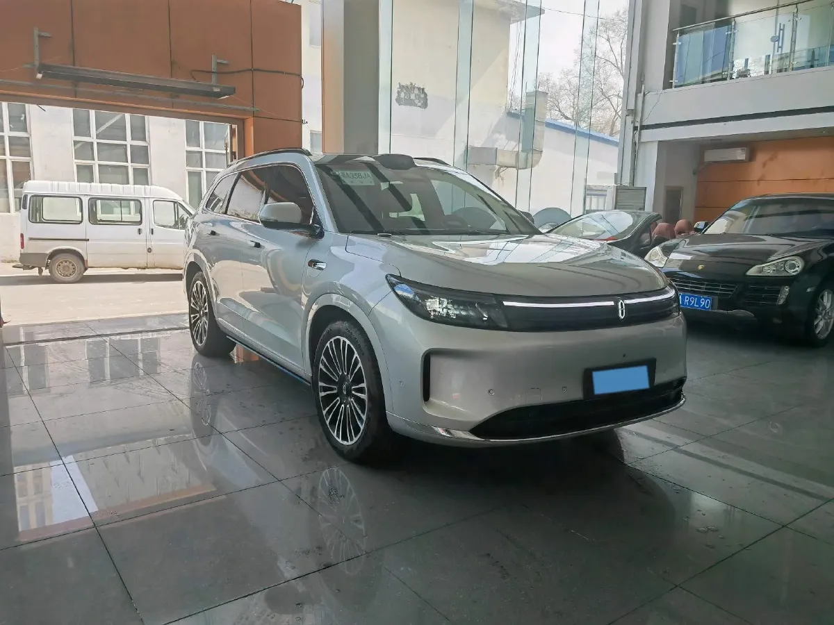 2024 AITO AITO M7 1.5T 152HP L4 REEV 42KWH,autocango,china used car exporter,china ev exporter,chinese used car exporter,chinese used ev exporter