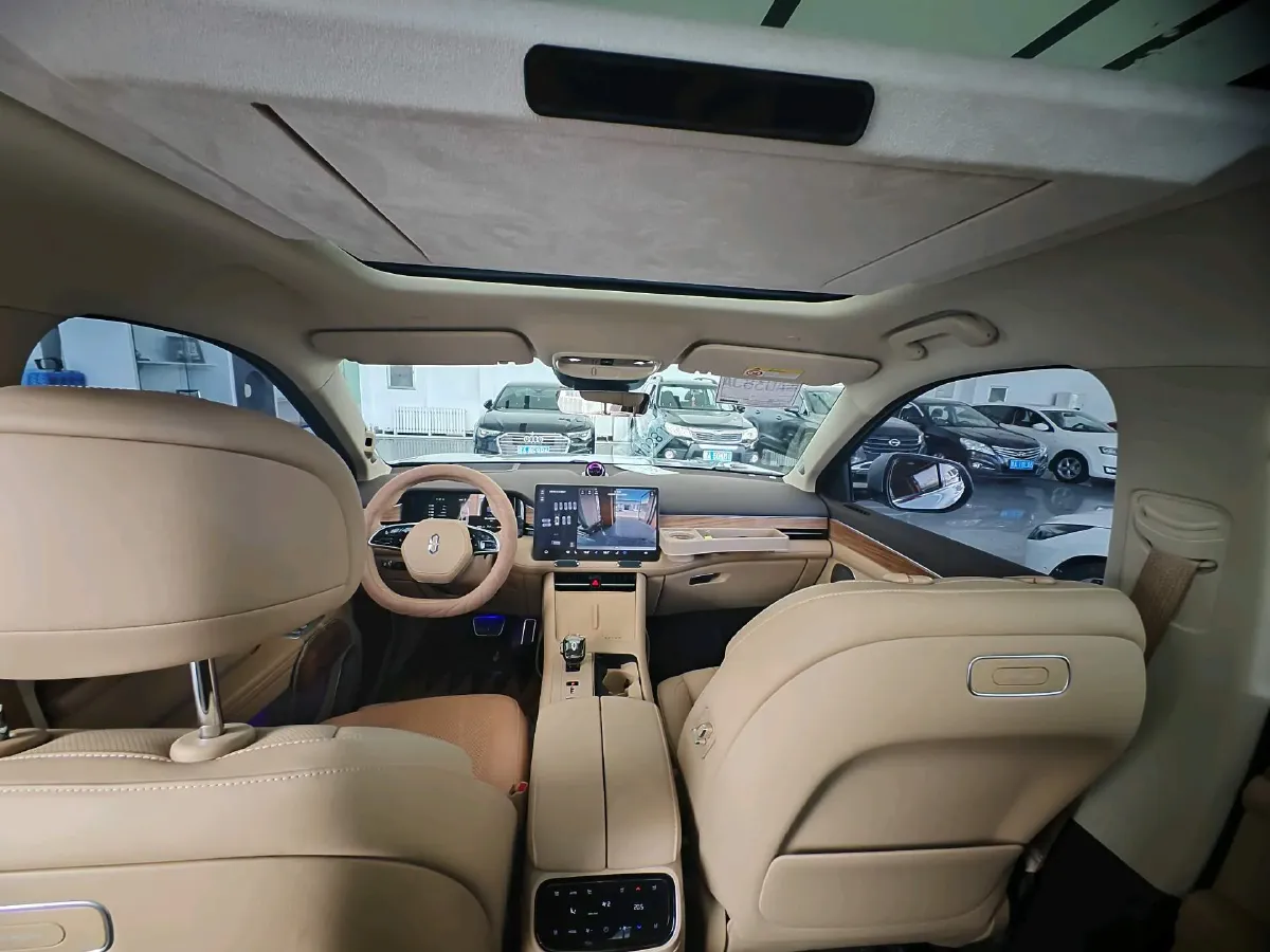 2024 AITO AITO M7 1.5T 152HP L4 REEV 42KWH,autocango,china used car exporter,china ev exporter,chinese used car exporter,chinese used ev exporter