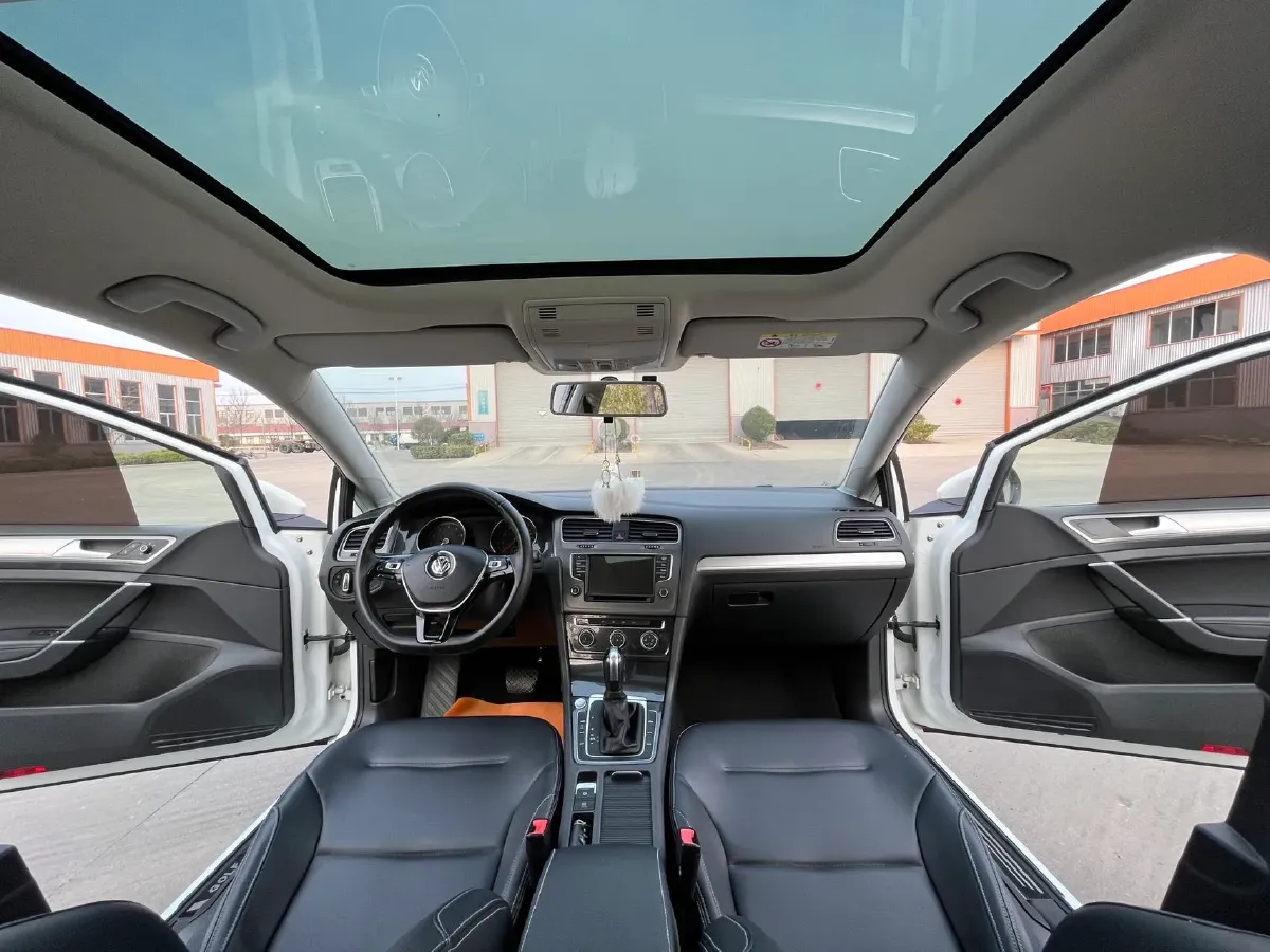 2018 Volkswagen Golf 1.4T 131HP L4 7DCT,autocango,china used car exporter,china ev exporter,chinese used car exporter,chinese used ev exporter