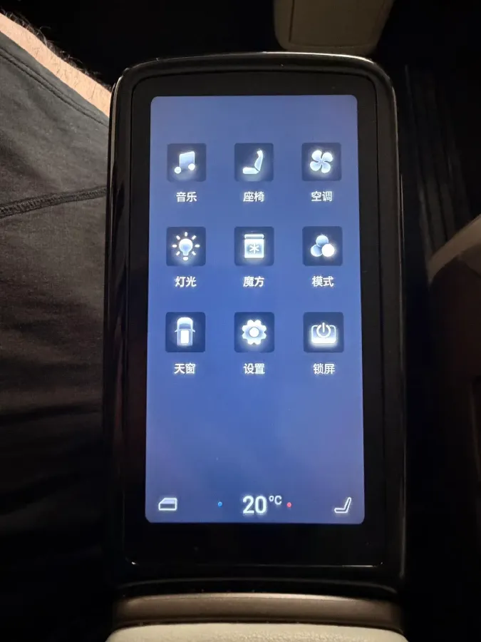 2022 Mercedes-Benz GLC Class 2.0T 197HP L4 9AT,autocango,china used car exporter,china ev exporter,chinese used car exporter,chinese used ev exporter