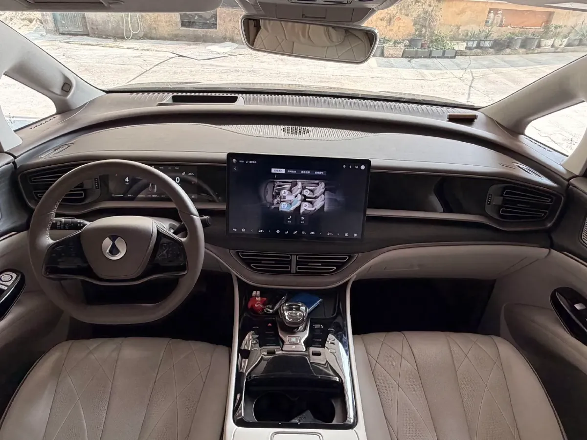 2022 Mercedes-Benz GLC Class 2.0T 197HP L4 9AT,autocango,china used car exporter,china ev exporter,chinese used car exporter,chinese used ev exporter