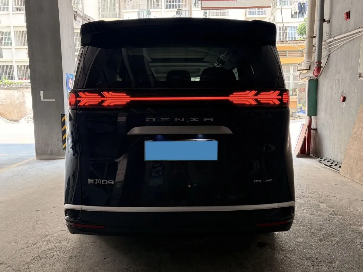 2022 Mercedes-Benz GLC Class 2.0T 197HP L4 9AT,autocango,china used car exporter,china ev exporter,chinese used car exporter,chinese used ev exporter