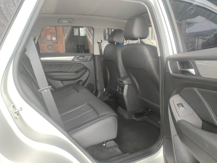 2020 Roewe RX5 1.5T 169HP L4 7DCT,autocango,china used car exporter,china ev exporter,chinese used car exporter,chinese used ev exporter