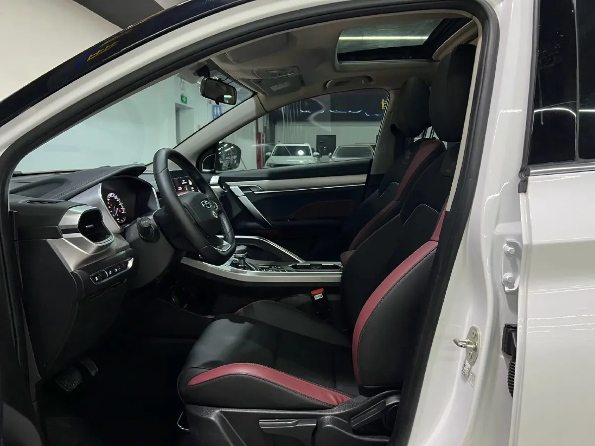 2021 Geely Coolray 1.4T 141HP L4 6DCT,autocango,china used car exporter,china ev exporter,chinese used car exporter,chinese used ev exporter