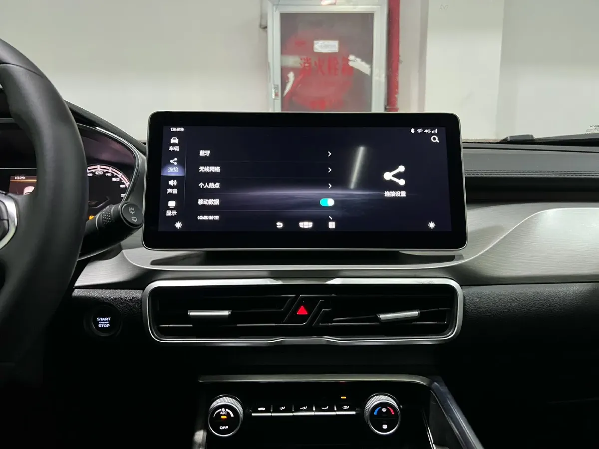 2021 Geely Coolray 1.4T 141HP L4 6DCT,autocango,china used car exporter,china ev exporter,chinese used car exporter,chinese used ev exporter