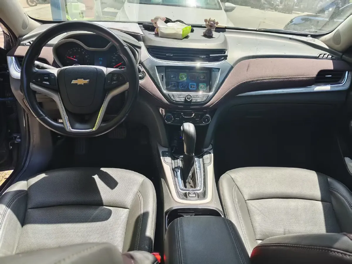 2018 Chevrolet Malibu 1.5T 170HP L4 6AT,autocango,china used car exporter,china ev exporter,chinese used car exporter,chinese used ev exporter