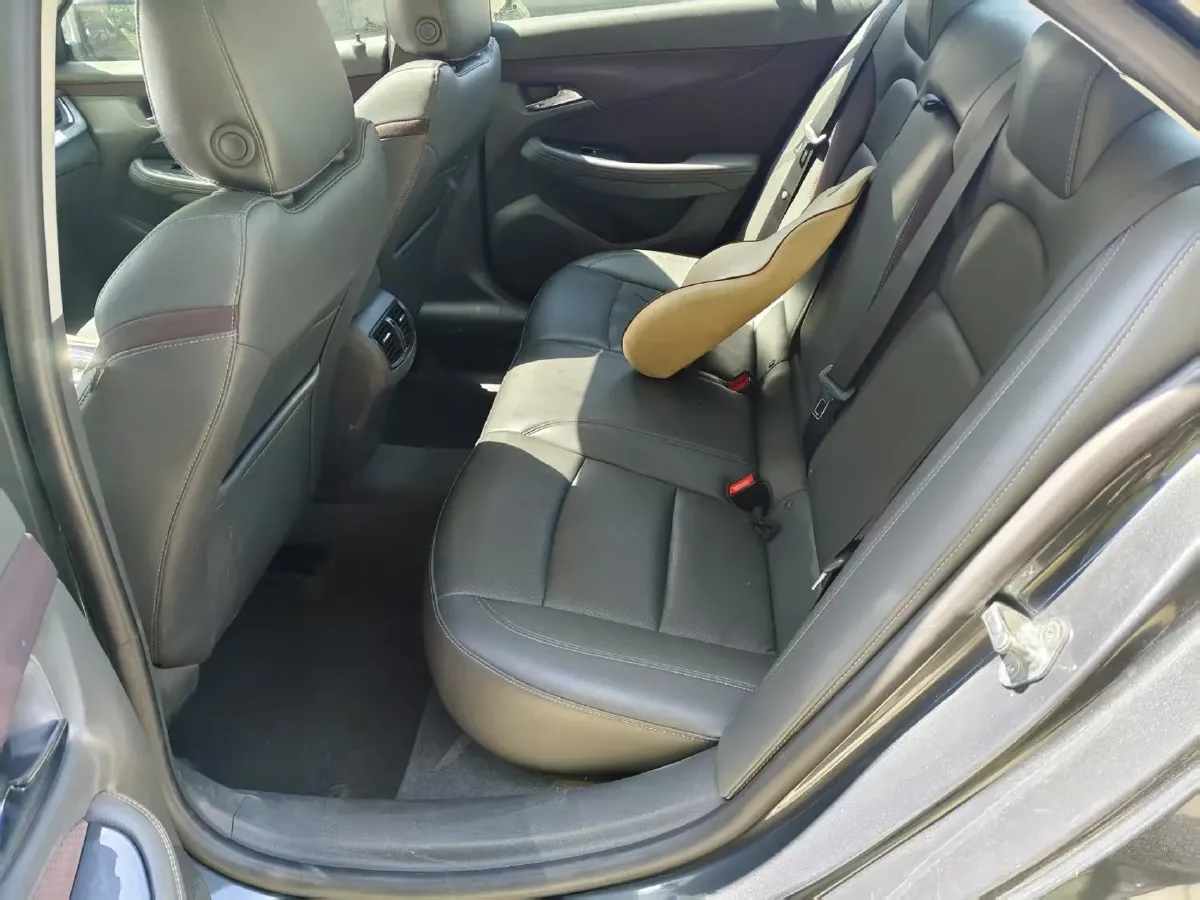 2018 Chevrolet Malibu 1.5T 170HP L4 6AT,autocango,china used car exporter,china ev exporter,chinese used car exporter,chinese used ev exporter