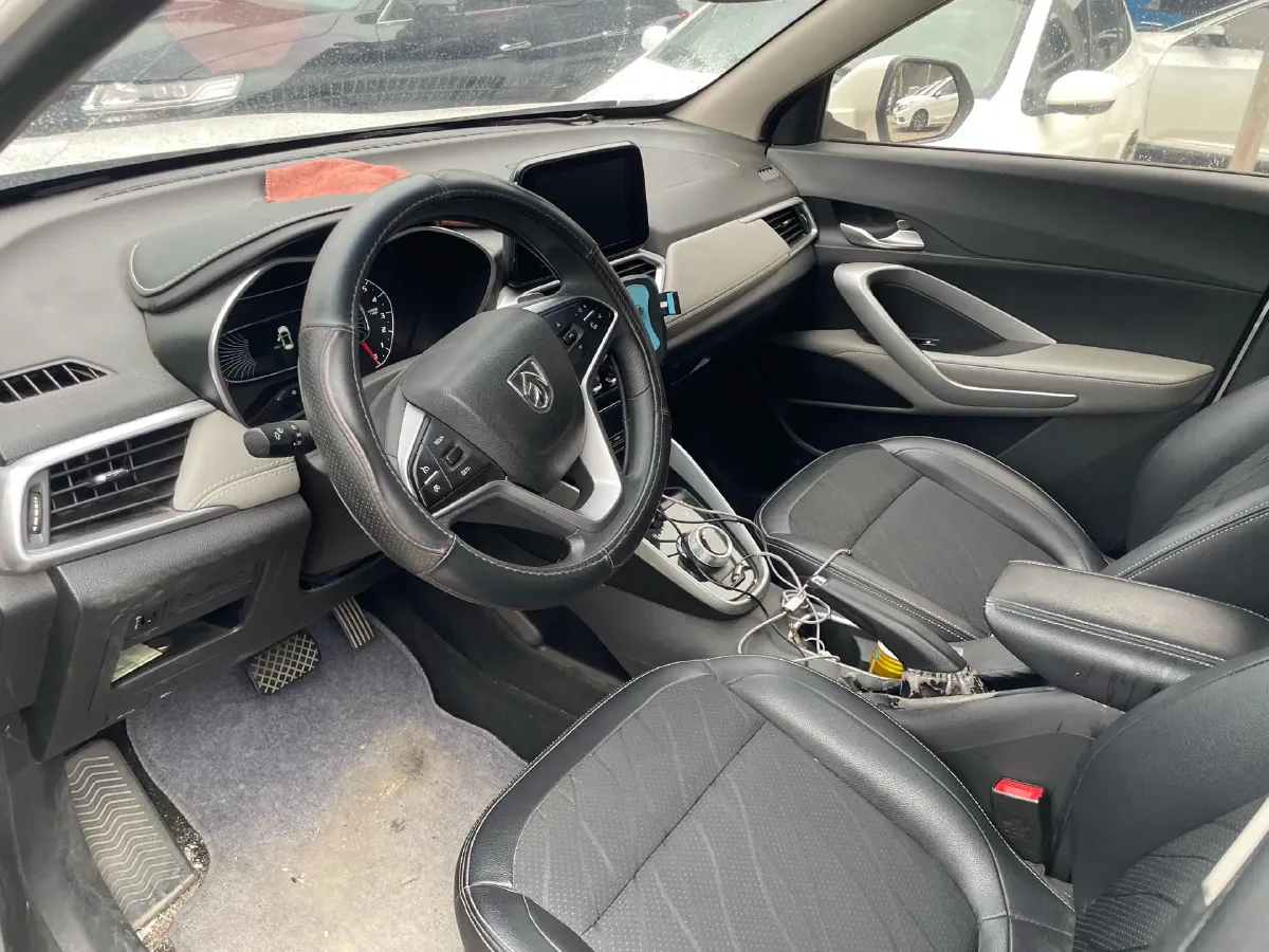 2018 KaiYi E3 1.6L 110HP L4 5MT,autocango,china used car exporter,china ev exporter,chinese used car exporter,chinese used ev exporter