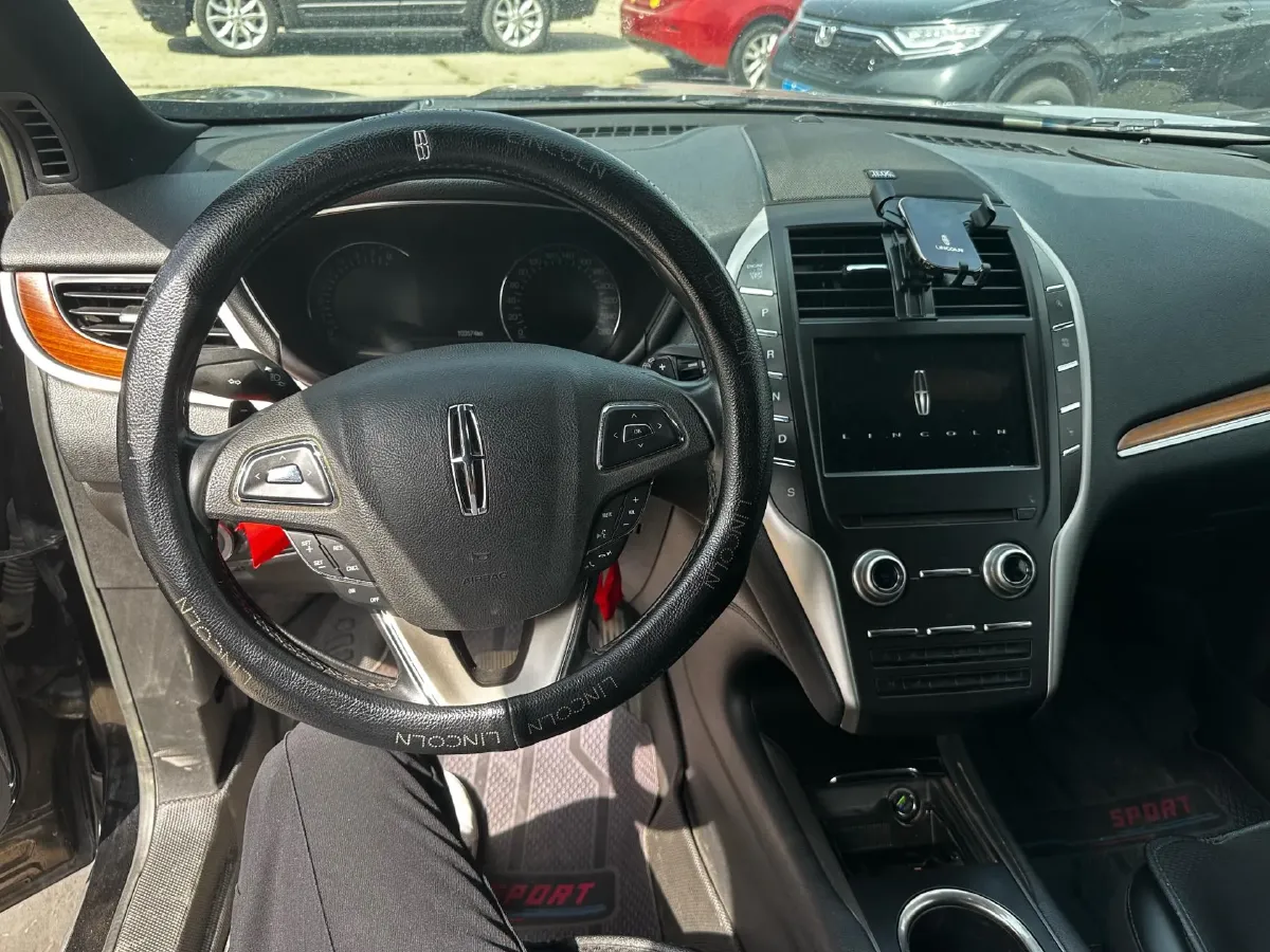 2018 Lincoln MKC 2.0T 253HP L4 6AT,autocango,china used car exporter,china ev exporter,chinese used car exporter,chinese used ev exporter