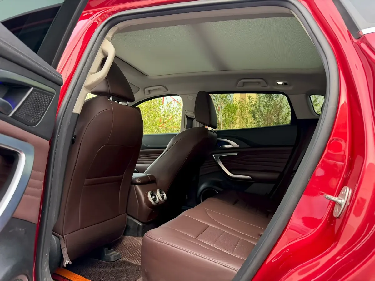 2020 WEY VV7 GT 2.0T 227HP L4 7DCT,autocango,china used car exporter,china ev exporter,chinese used car exporter,chinese used ev exporter