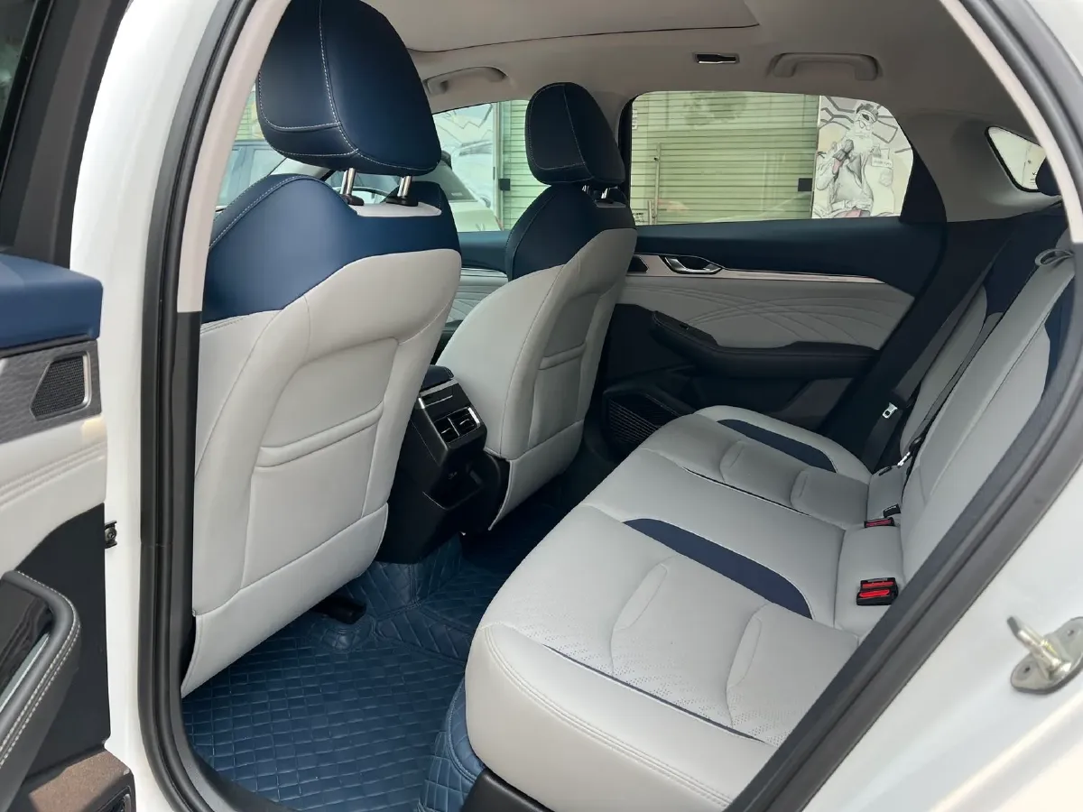 2021 Geely Preface 2.0T 190HP L4 7DCT,autocango,china used car exporter,china ev exporter,chinese used car exporter,chinese used ev exporter