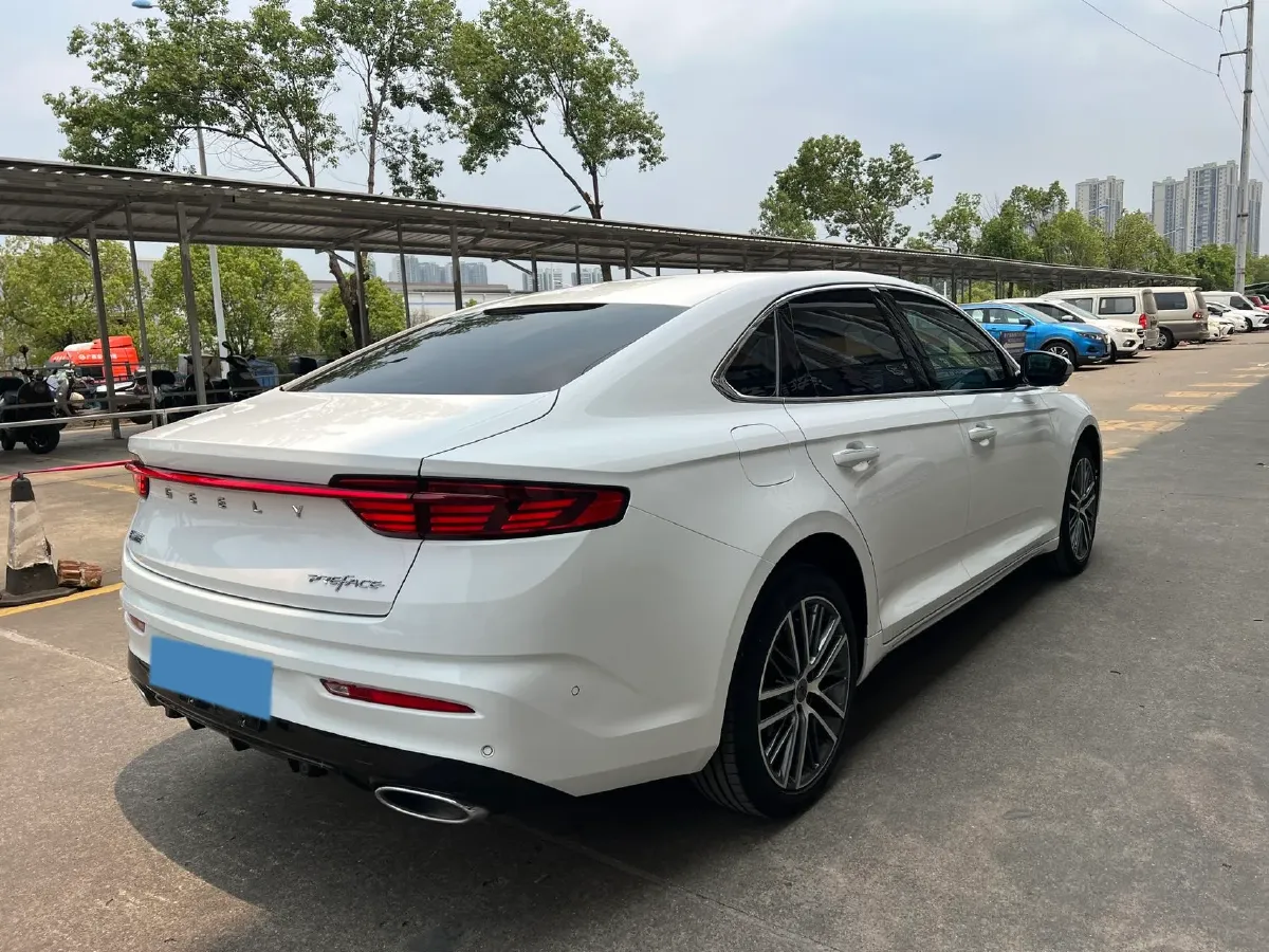 2021 Geely Preface 2.0T 190HP L4 7DCT,autocango,china used car exporter,china ev exporter,chinese used car exporter,chinese used ev exporter
