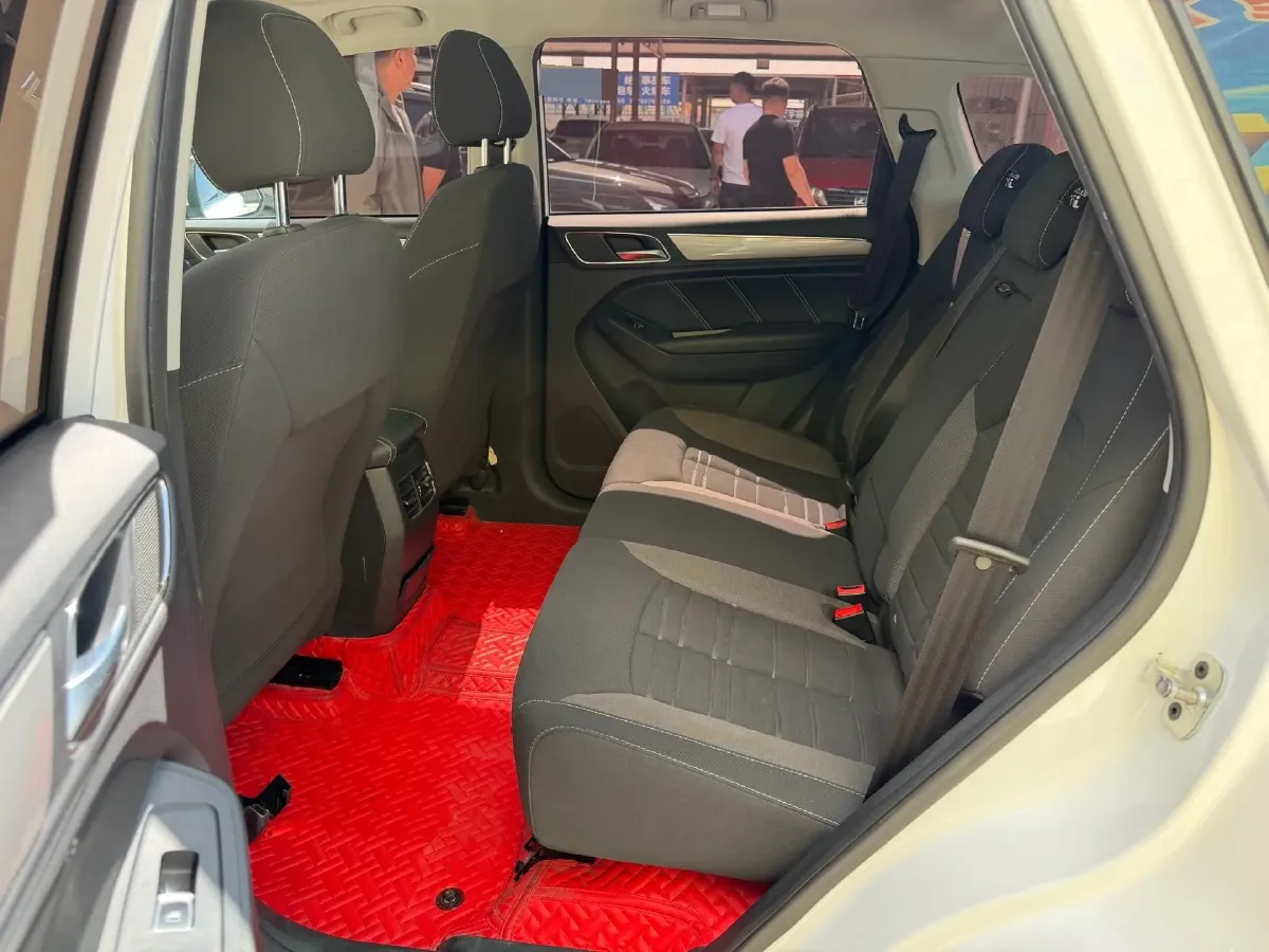 2019 Roewe i6 1.5T 169HP L4 7DCT,autocango,china used car exporter,china ev exporter,chinese used car exporter,chinese used ev exporter