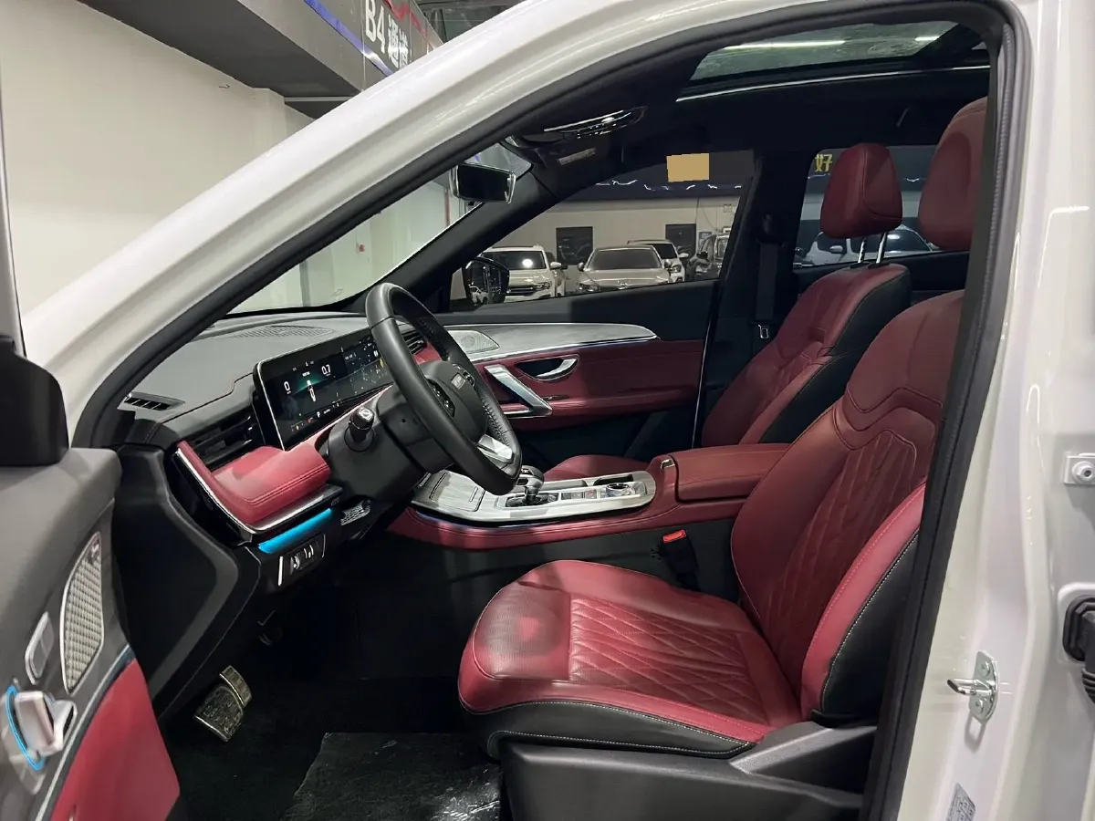 2023 ChangAn Oshan X7 Plus 1.5T 188HP L4 7DCT,autocango,china used car exporter,china ev exporter,chinese used car exporter,chinese used ev exporter