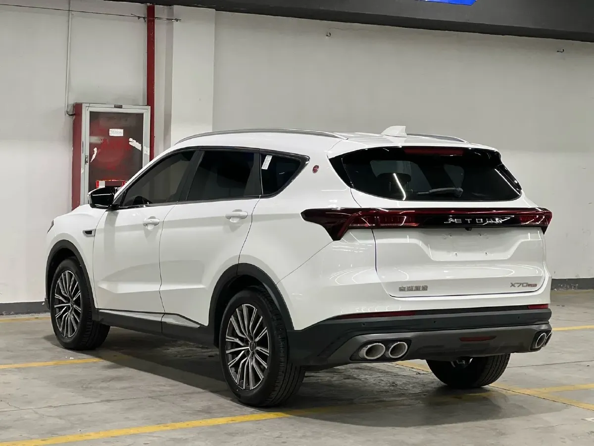 2023 ChangAn Oshan X7 Plus 1.5T 188HP L4 7DCT,autocango,china used car exporter,china ev exporter,chinese used car exporter,chinese used ev exporter