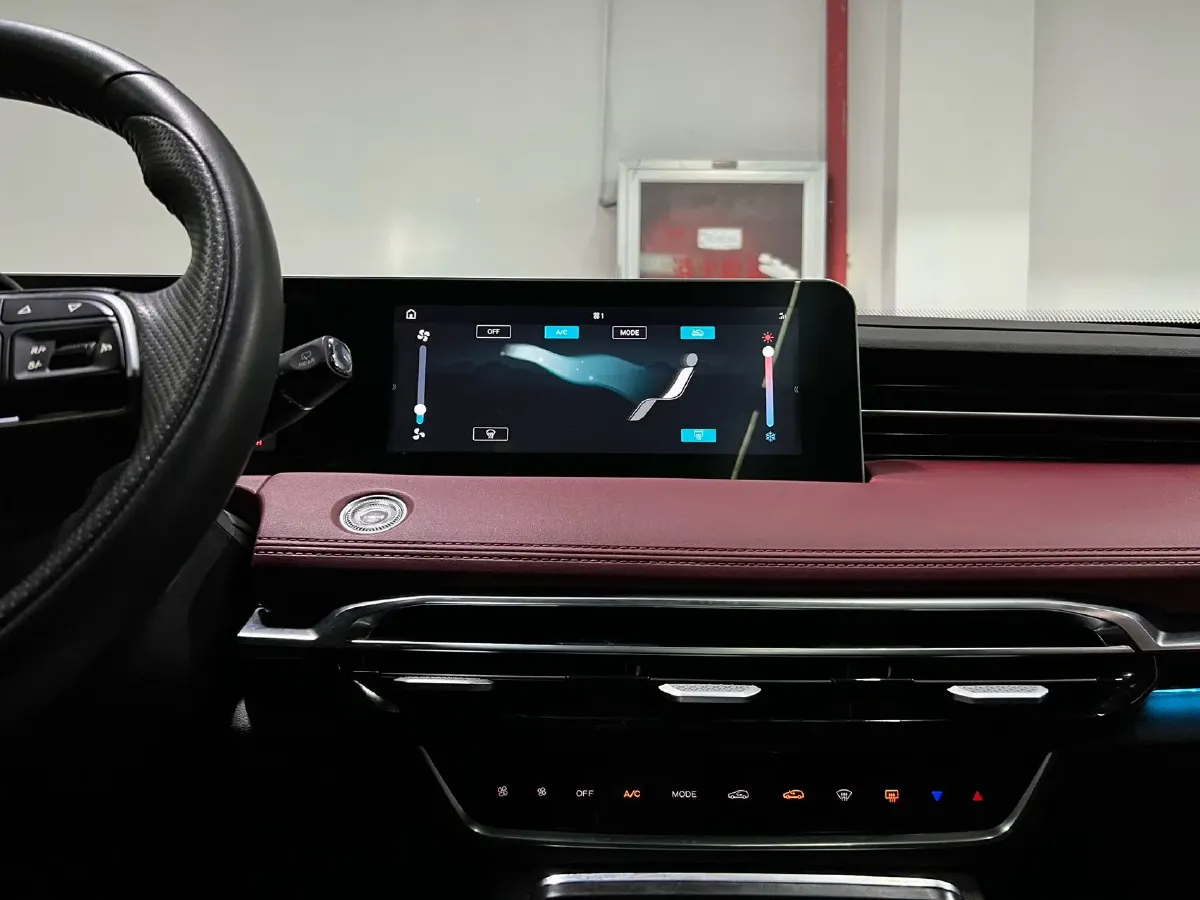 2023 ChangAn Oshan X7 Plus 1.5T 188HP L4 7DCT,autocango,china used car exporter,china ev exporter,chinese used car exporter,chinese used ev exporter