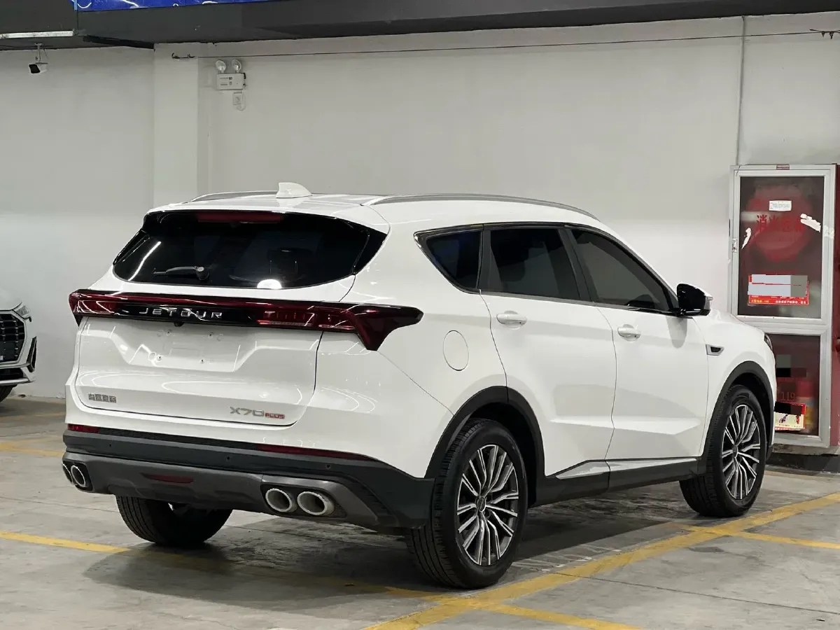 2023 ChangAn Oshan X7 Plus 1.5T 188HP L4 7DCT,autocango,china used car exporter,china ev exporter,chinese used car exporter,chinese used ev exporter