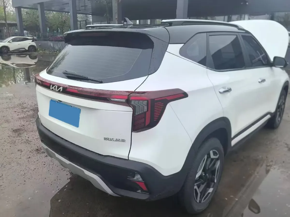 2023 Kia Seltos 1.5L 115HP L4 CVT,autocango,china used car exporter,china ev exporter,chinese used car exporter,chinese used ev exporter