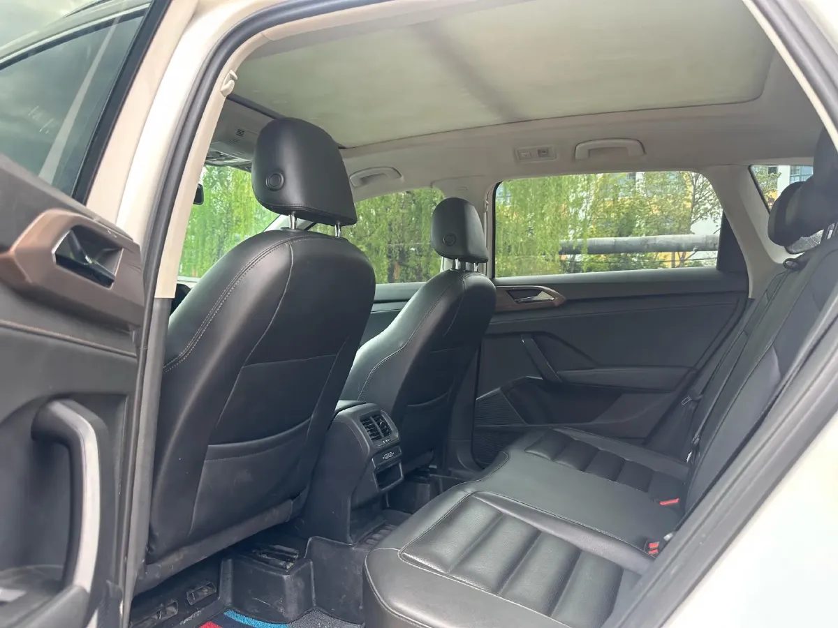 2020 Volkswagen Tharu 1.4T 150HP L4 7DCT,autocango,china used car exporter,china ev exporter,chinese used car exporter,chinese used ev exporter