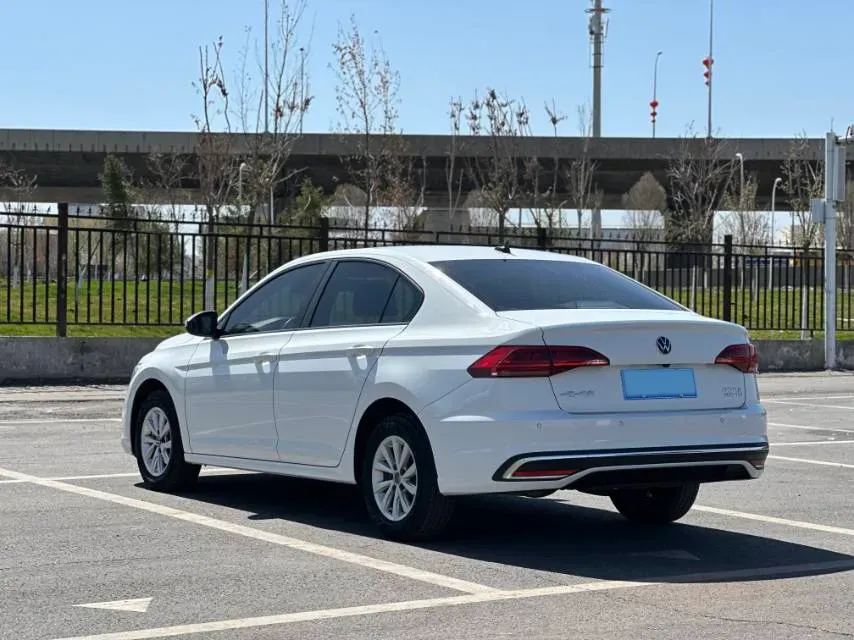 2023 Volkswagen Bora 1.2T 116HP L4 7DCT,autocango,china used car exporter,china ev exporter,chinese used car exporter,chinese used ev exporter