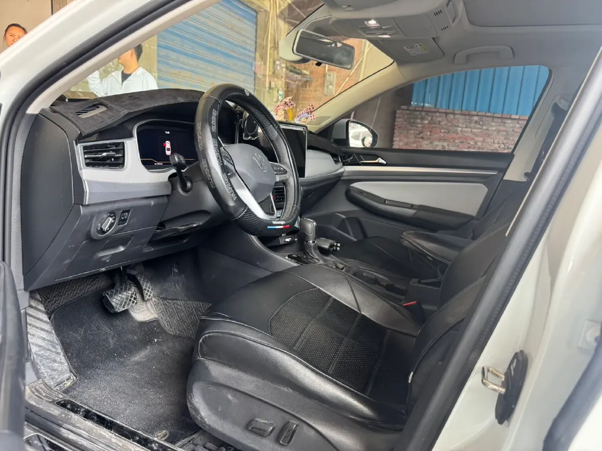 2025 Volkswagen Bora 1.5T 160HP L4 7DCT,autocango,china used car exporter,china ev exporter,chinese used car exporter,chinese used ev exporter