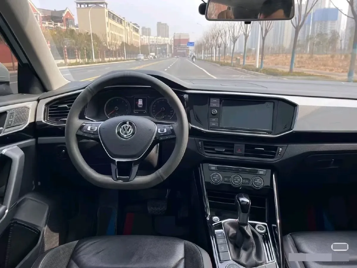 2019 Renault Koleos 2.0L 154HP L4 CVT,autocango,china used car exporter,china ev exporter,chinese used car exporter,chinese used ev exporter