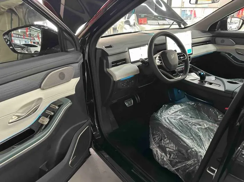 2025 Jetour ShanHai TravellerC-DM 1.5T 156HP L4 3DHT PHEV,autocango,china used car exporter,china ev exporter,chinese used car exporter,chinese used ev exporter