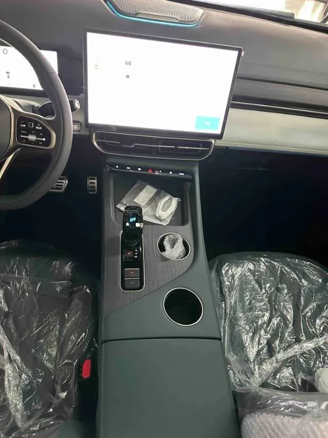 2025 Jetour ShanHai TravellerC-DM 1.5T 156HP L4 3DHT PHEV,autocango,china used car exporter,china ev exporter,chinese used car exporter,chinese used ev exporter